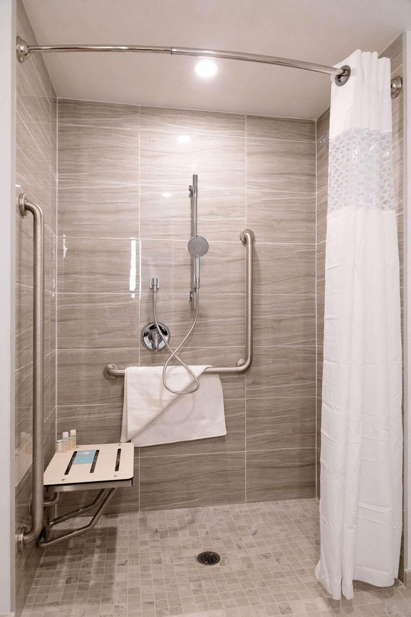 Hilton Garden Inn Sudbury, Ontario, Canada Экстерьер фото