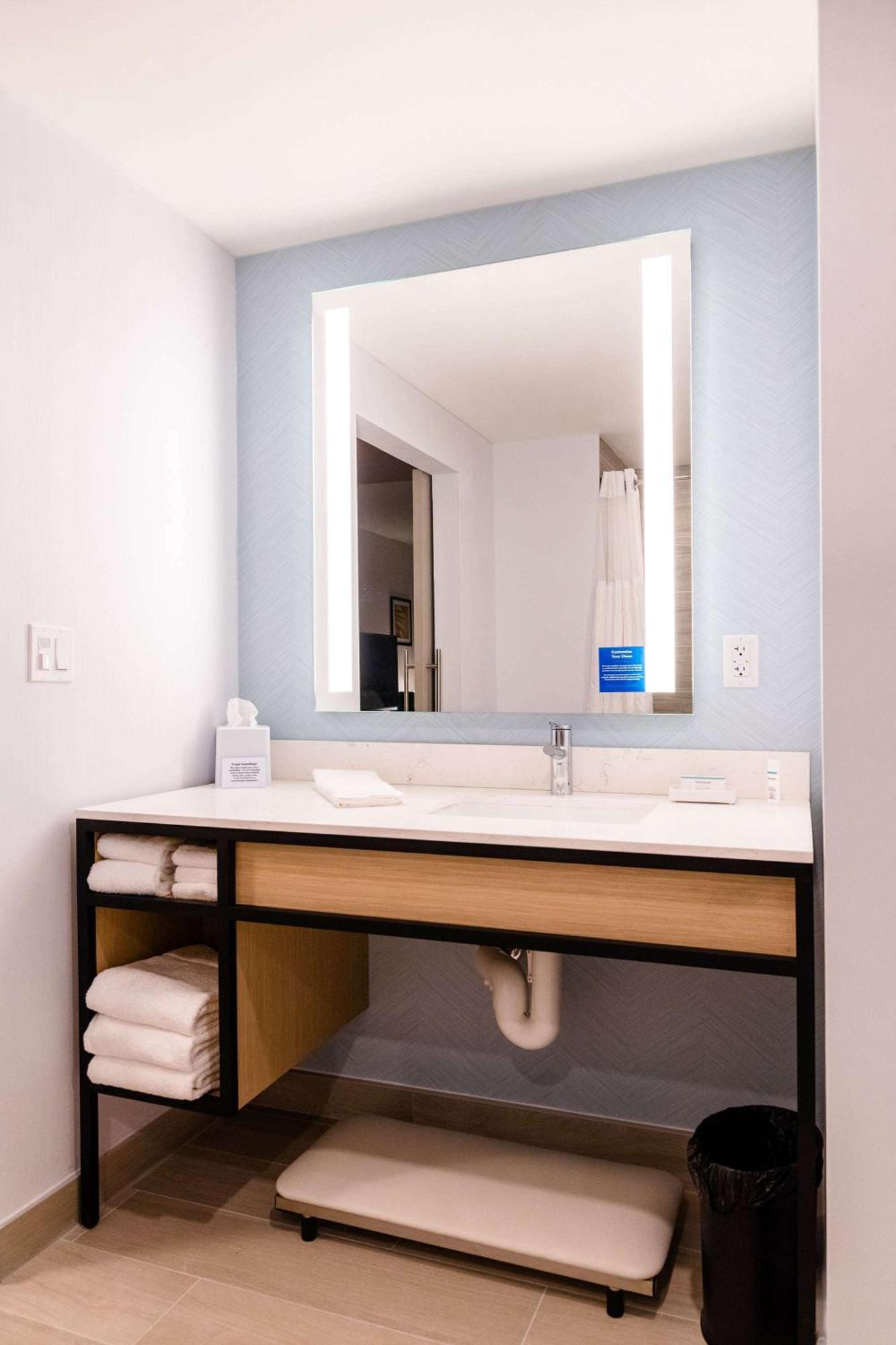 Hilton Garden Inn Sudbury, Ontario, Canada Экстерьер фото