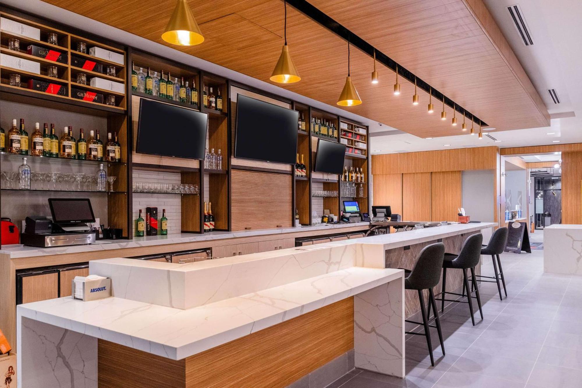 Hilton Garden Inn Sudbury, Ontario, Canada Экстерьер фото